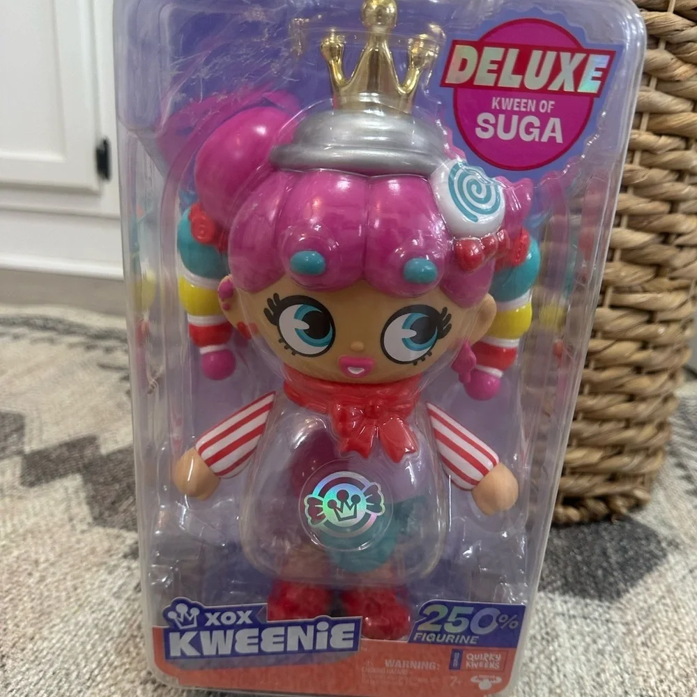 New XOX Kweenie Deluxe Kween of Suga 11